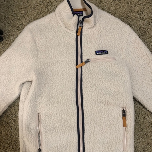 Patagonia Women's Retro Pile Jacket in natural - Picture 4 of 7